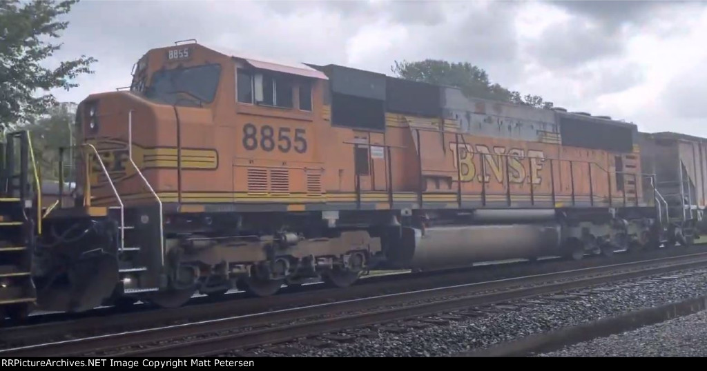 BNSF 8855